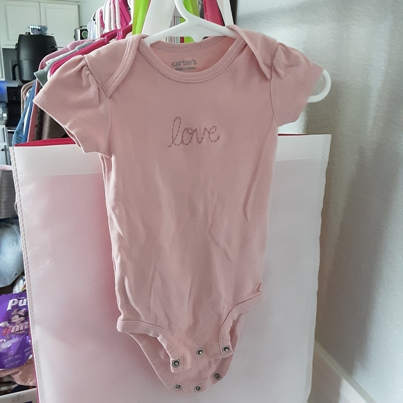 Carter's Soft Pink "Love" Onesie 12 Months - Picture 1 of 3